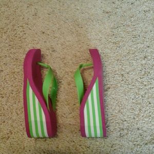 Wedge foam flip flops