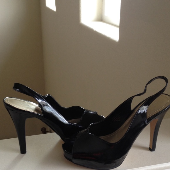 Nine West Slingback Shoe - Picture 2 of 4