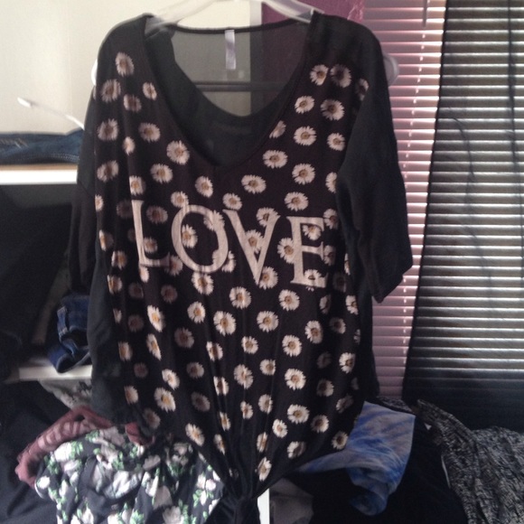 Love froral shirt
