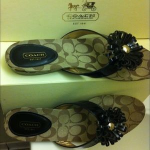AUTHENTIC COACH SKYE PATENT SANDALS
