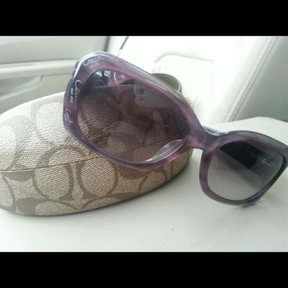 Coach sunglasses authentic.  Barely worn
