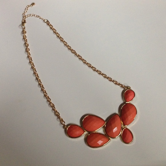 Forever 21 Peach colored enamel necklace - Picture 3 of 3