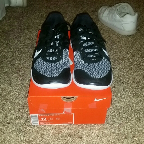 Womens Nike Free 4.0 V4