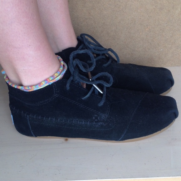 🚫TRADED🚫 Toms shoes - Picture 2 of 4