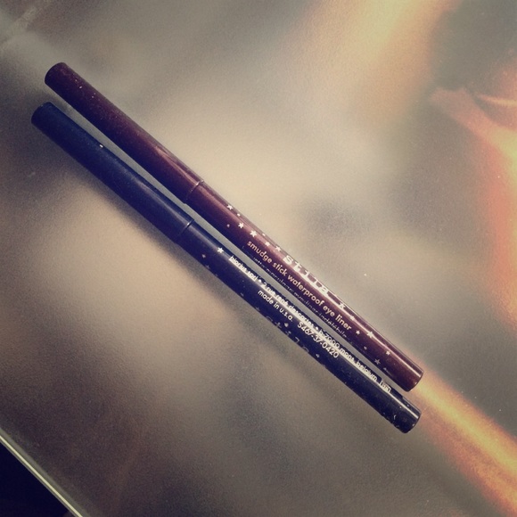 💰SOLD💰New STILA smudge sticks, set of two