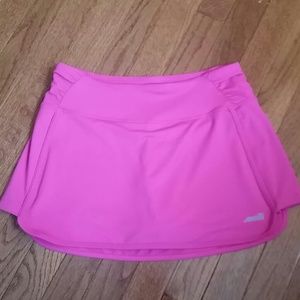 NWOT Avia hot pink skort
