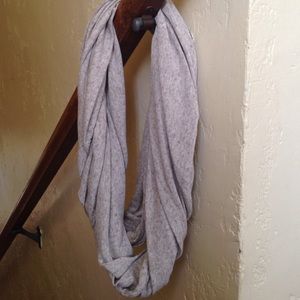 NWOT infinity scarf