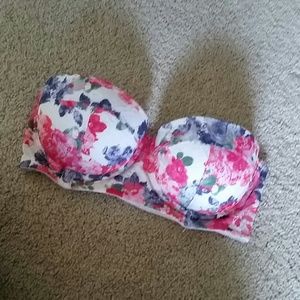 Floral strapless bra 32C