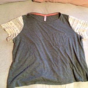 cute summery shirt 🌸