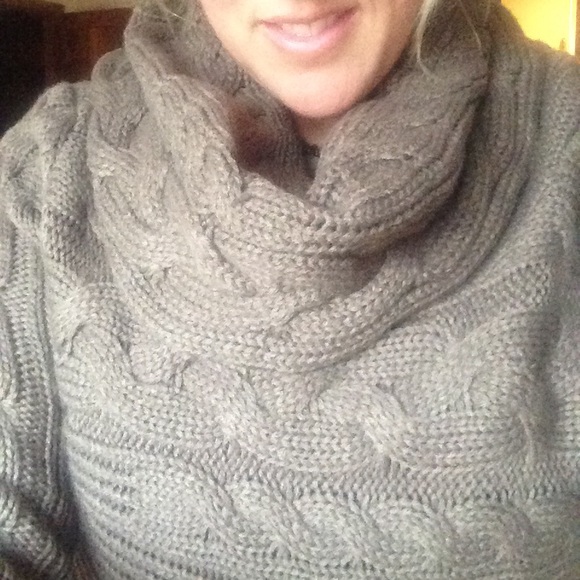 Gray knit sweater