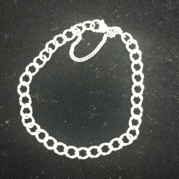 Authentic James Avery Curb Link Charm Bracelet