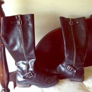 Skechers Black Boots.