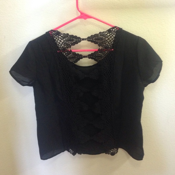 Chiffon Black open back top - Picture 2 of 3