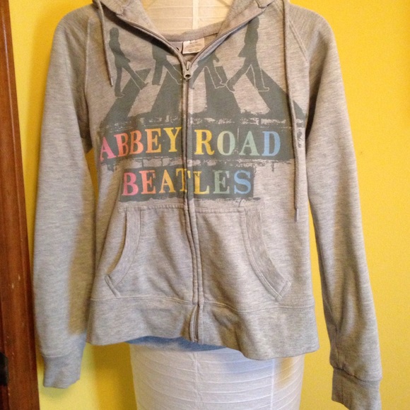 Comfy Beatles jacket✌️