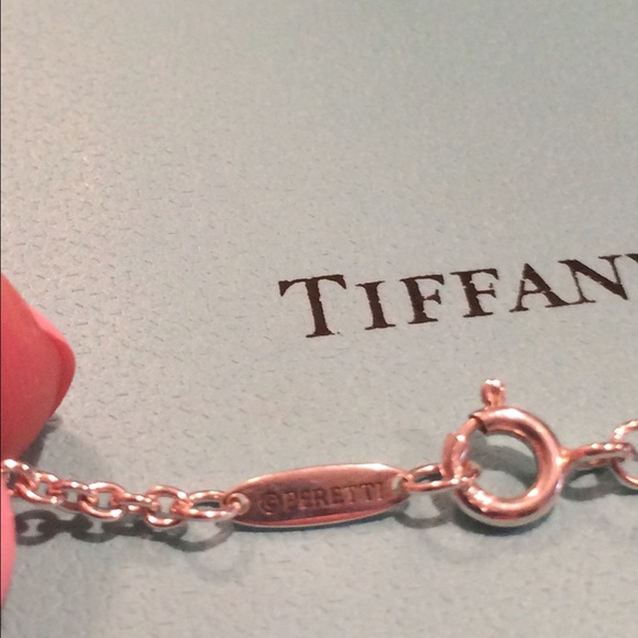 Tiffany &Co Elsa Peretti open heart lariat w pearl - Picture 3 of 4