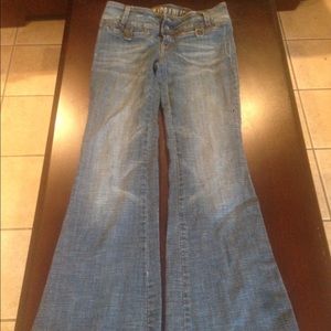 Boot cut jeans