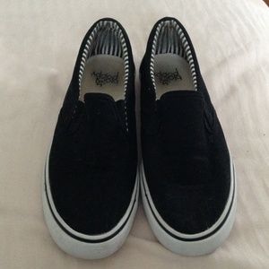 Black Slip on Van like Black Poppys