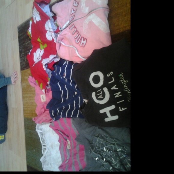 Hollister clothes