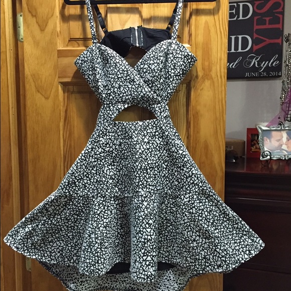 Black and White print cutout dress