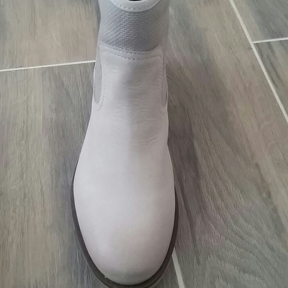 ALDO Legieria-37 Booties New In Box - Picture 2 of 4