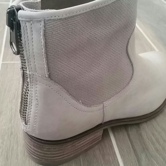 ALDO Legieria-37 Booties New In Box - Picture 3 of 4