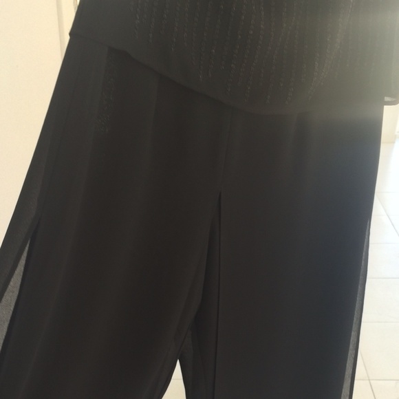 Jumpsuit - Picture 3 of 4