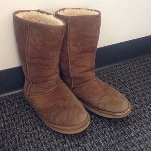 Tall Chestnut Uggs
