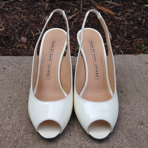 Marc Jacobs White Peep Toe Heels Size 37 - Picture 1 of 4