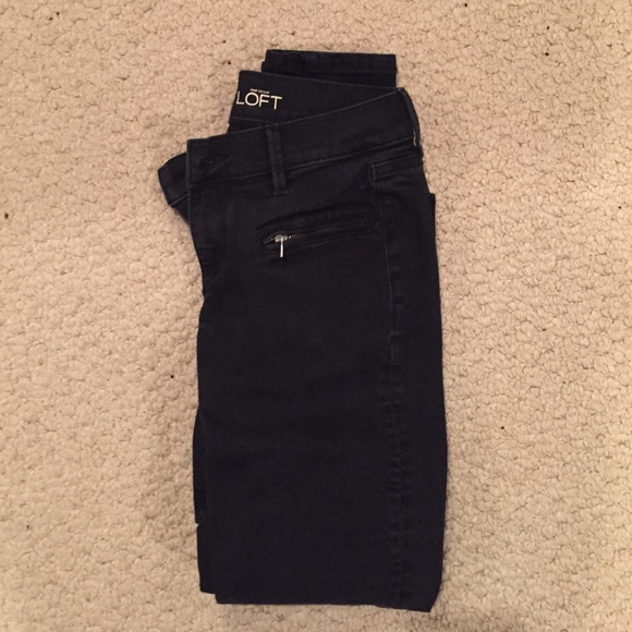 Black super skinny jeans