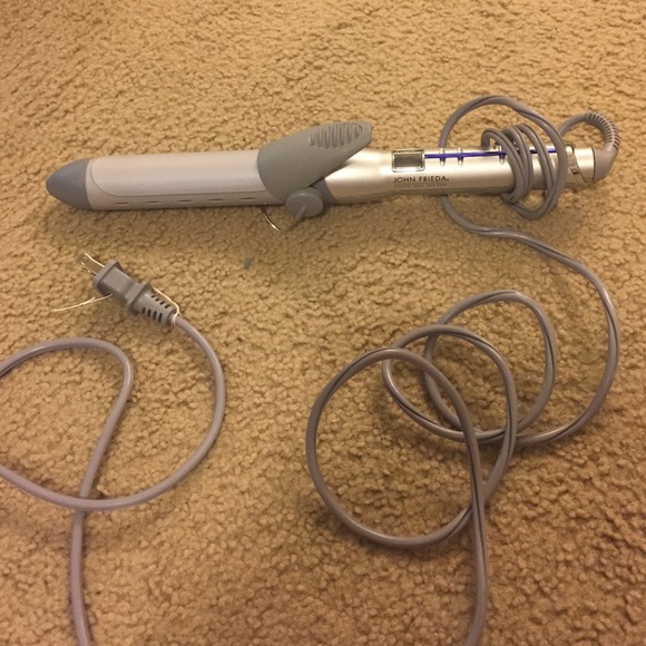 John Frieda hair curler