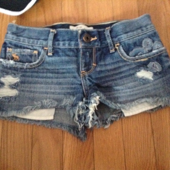 Jean shorts // Girls 10-11