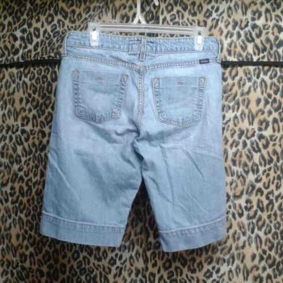 Ladies - Picture 2 of 2