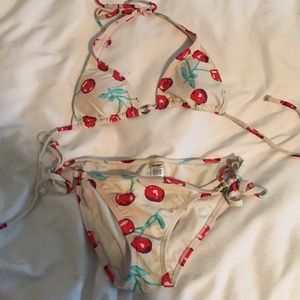 Bathing suit