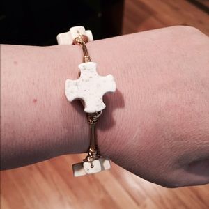 Gold toned cross wire wrap bracelet