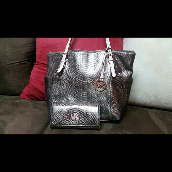 MK purse and matching wallet