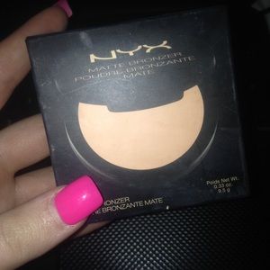 NYX Matte Bronzer in Medium
