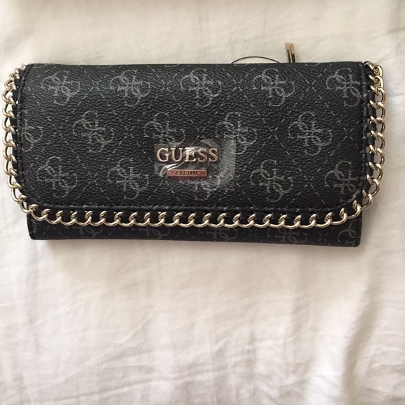 Guess wallet