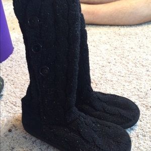 Size 8 Sweater Boots
