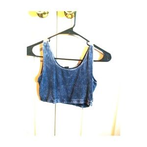 Crop top