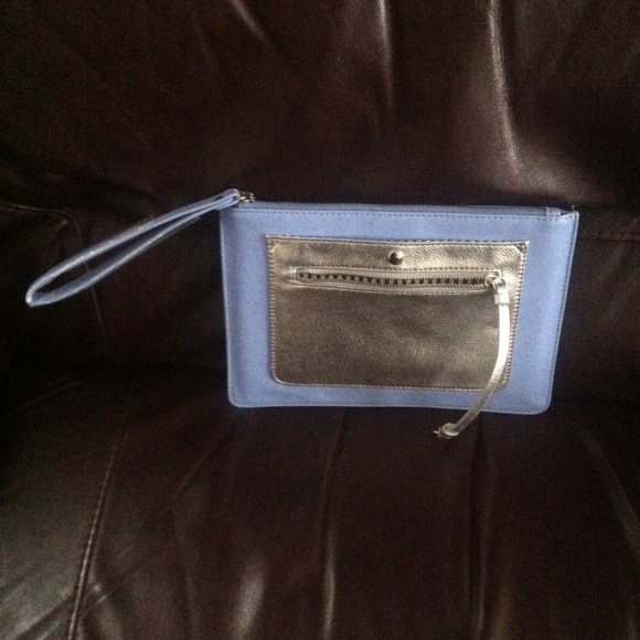 Happy Easter Sale! BNWT  adorable clutch/wristlet