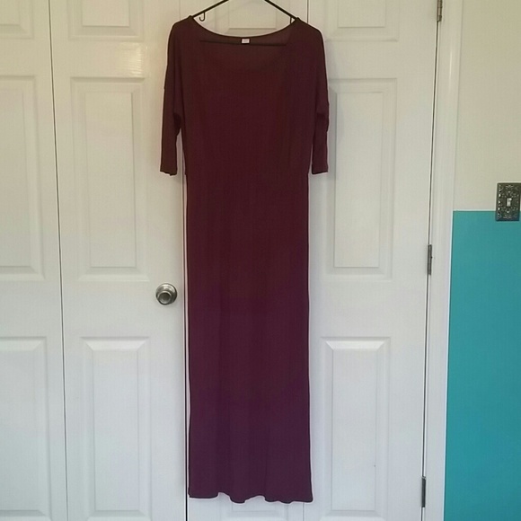 Dress - Picture 1 of 3