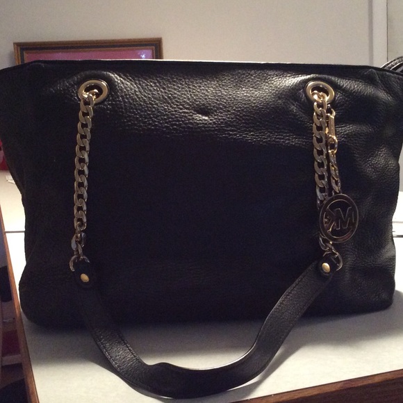 Michael Kors Bag - Picture 1 of 3