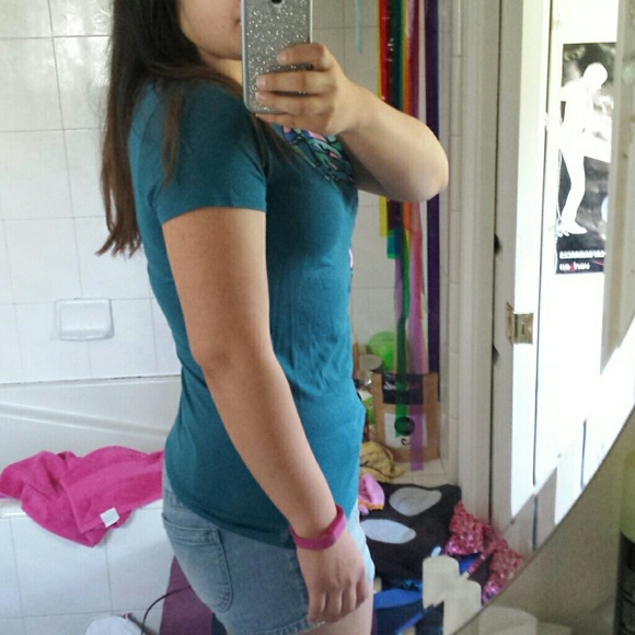 Old Navy Teal Tree T Shirt - Picture 2 of 4