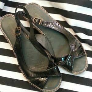Eric Michael Helen sandals 9