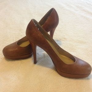 Cute and good condition 👠