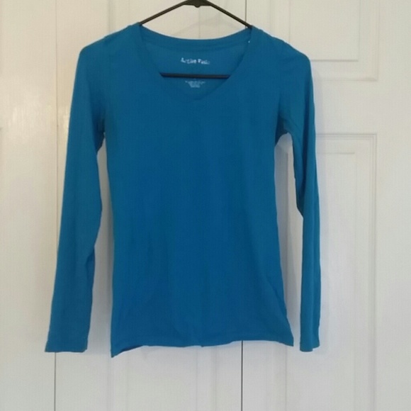 Shirt - Picture 1 of 2