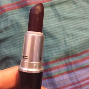 MAC Instigator lipstick
