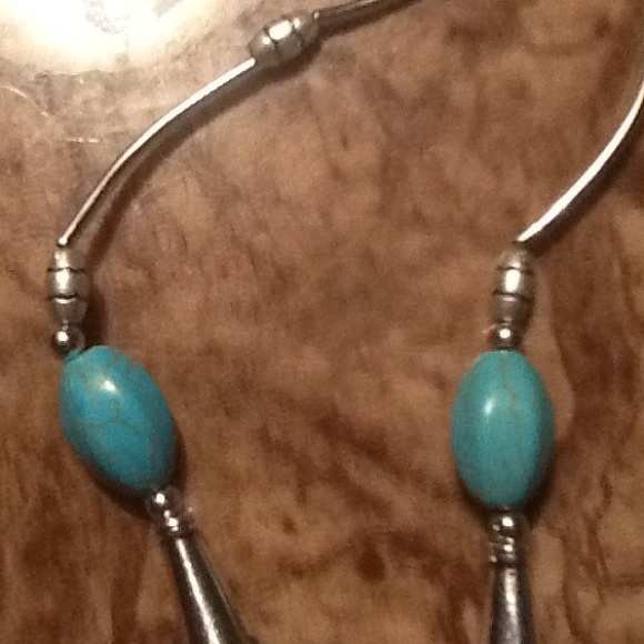 Two Fishes Tibetan Necklace. - Picture 3 of 4