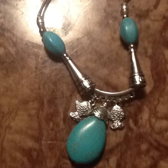 Two Fishes Tibetan Necklace. - Picture 4 of 4