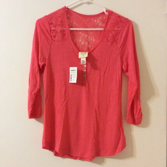 Blouse with light scarf.